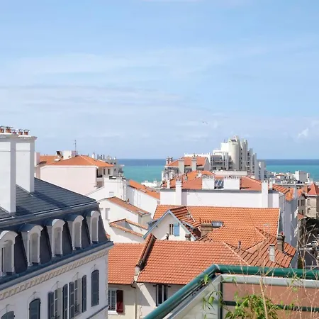 3 Bedrooms Hypercenter Terrace And Parking * Biarritz