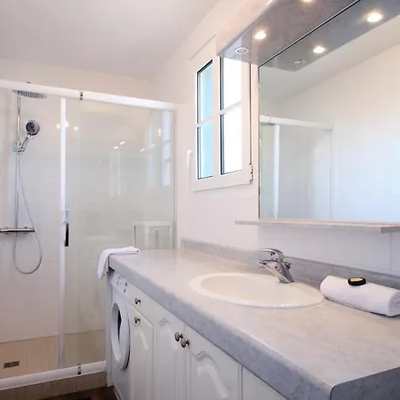 3 Bedrooms Hypercenter Terrace&parking Appartement Biarritz